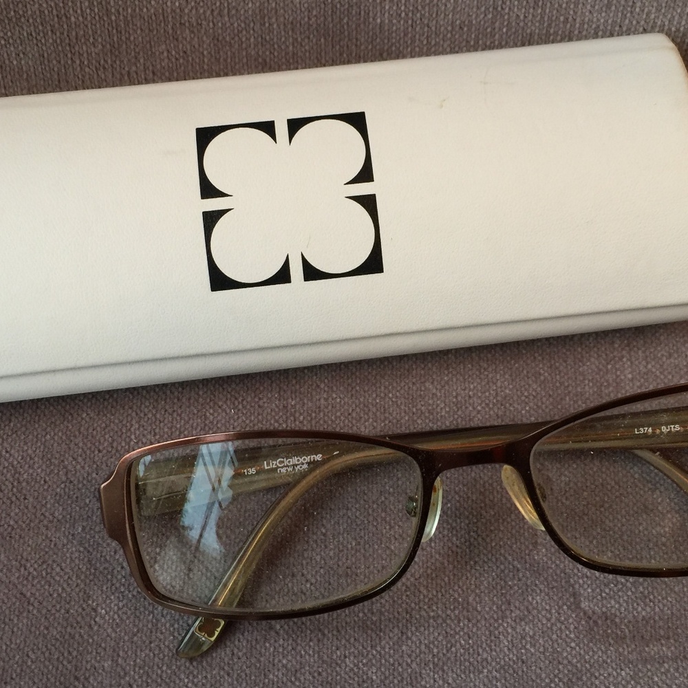 Liz Claiborne Eyeglass Case, Frames (19-165)